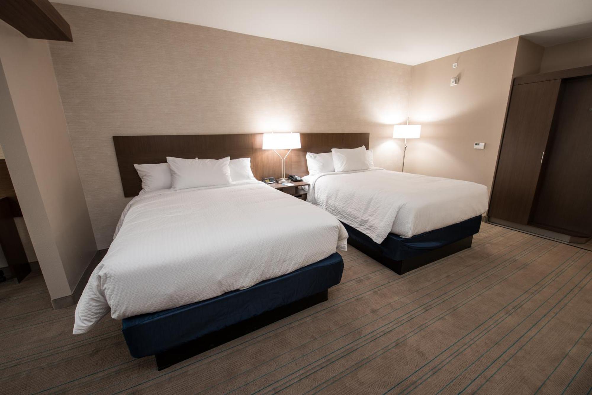 Fairfield Inn & Suites By Marriott Хантсвилл Экстерьер фото