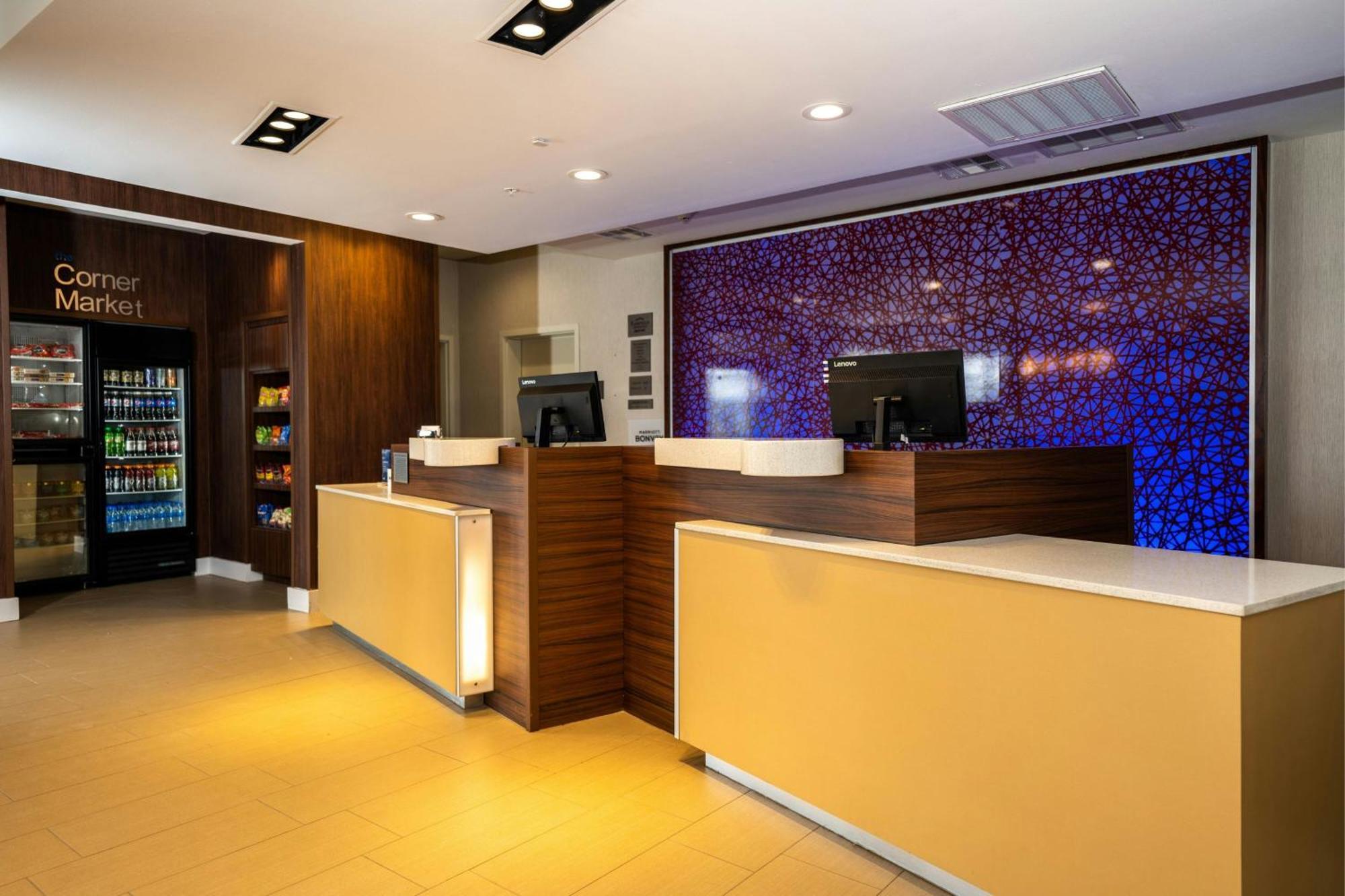 Fairfield Inn & Suites By Marriott Хантсвилл Экстерьер фото