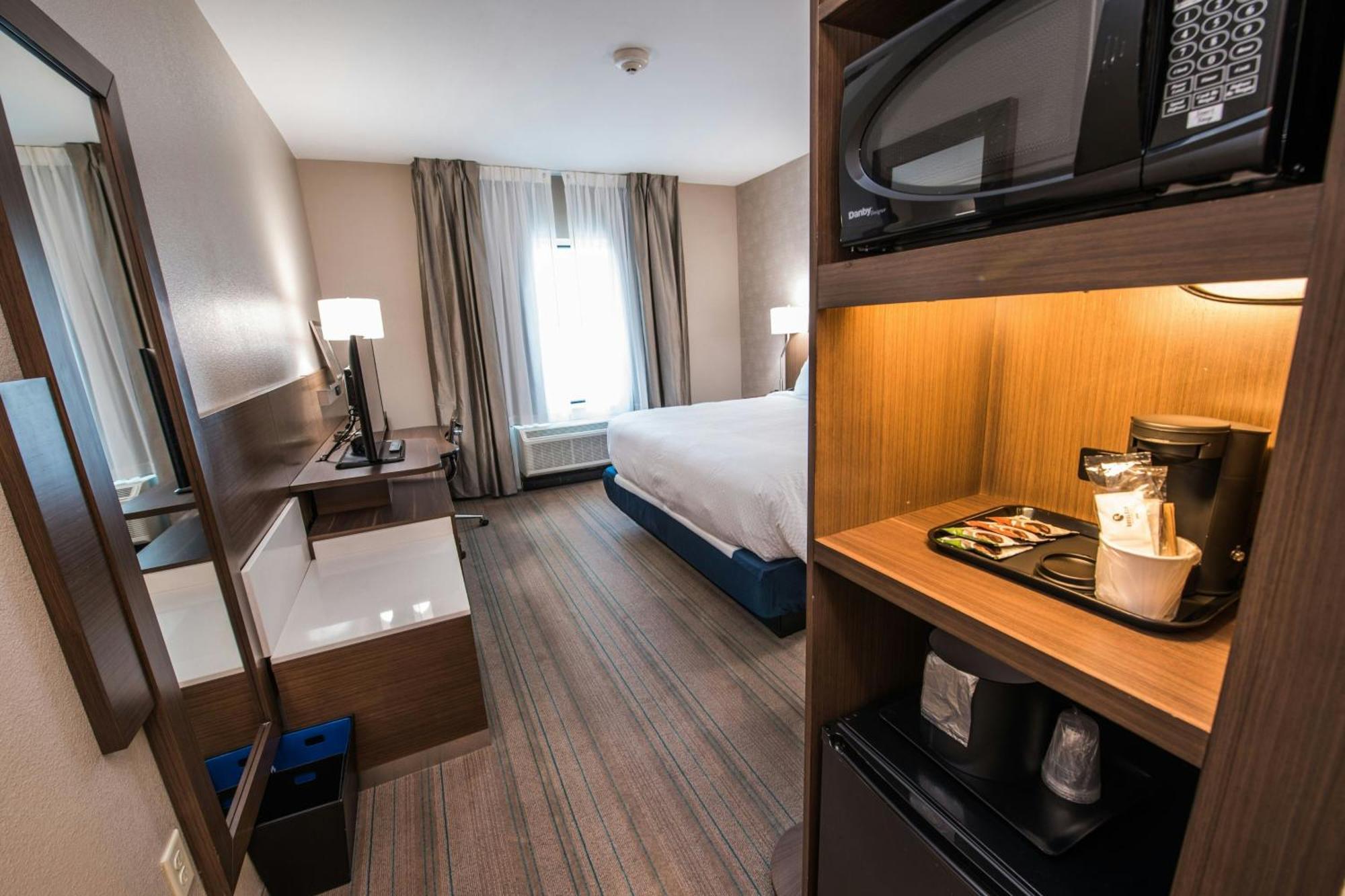 Fairfield Inn & Suites By Marriott Хантсвилл Экстерьер фото